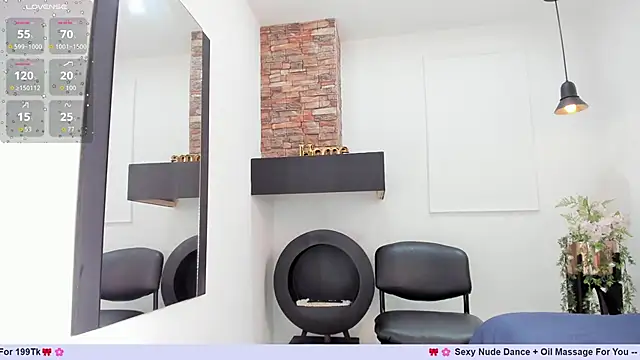 Snapshot of Miranda_doll_ chatting on 10-18-25, 12:29 Miranda doll online show from 10-18-25, 12:29