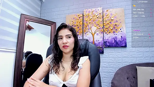 Miranda doll  online show from 05-15-26, 12:14