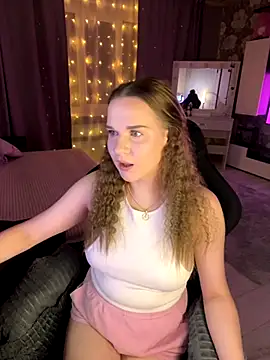 Lexi noah online show from 11-27-25, 07:14