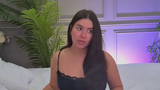 TrishaWinslet online show from 11-30-25, 05:19