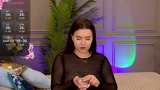 TrishaWinslet online show from 03-08-25, 04:01