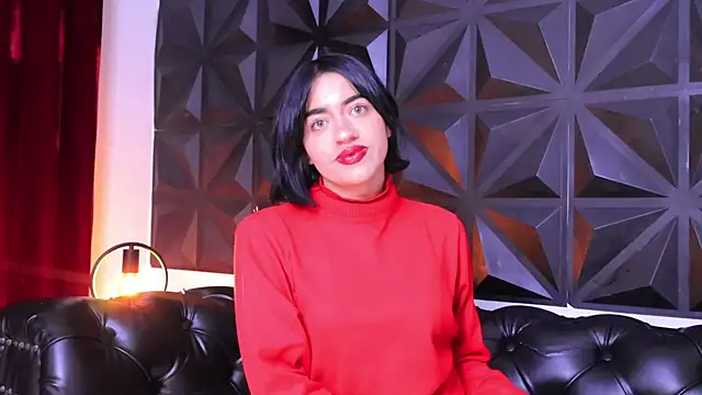 Snapshot of KasiaNoir_ chatting on 02-22-25, 01:24 KasiaNoir online show from 02-22-25, 01:24