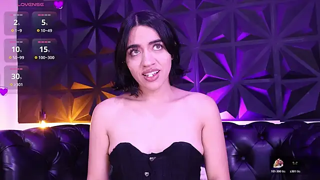 KasiaNoir  online show from 11-28-25, 04:07