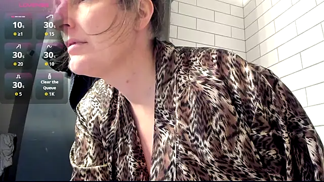 ImLeanneLawson online show from 11-19-25, 11:27