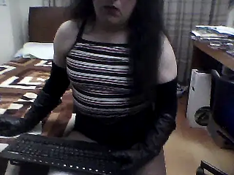 Wanda Bella online show from 12-14-24, 05:51