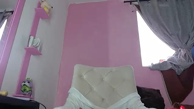 KeillyDiaz online show from 09-12-25, 03:01