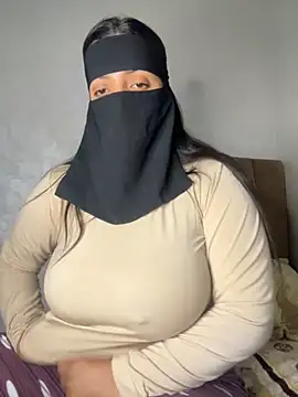 Narimane maroc online show from 04-13-26, 11:31