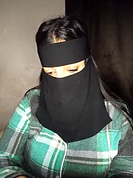 Narimane maroc online show from 12-21-25, 03:08