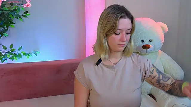 JessRosen online show from 08-08-26, 04:30