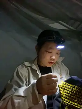 chaomay796xo online show from 01-15-25, 01:20