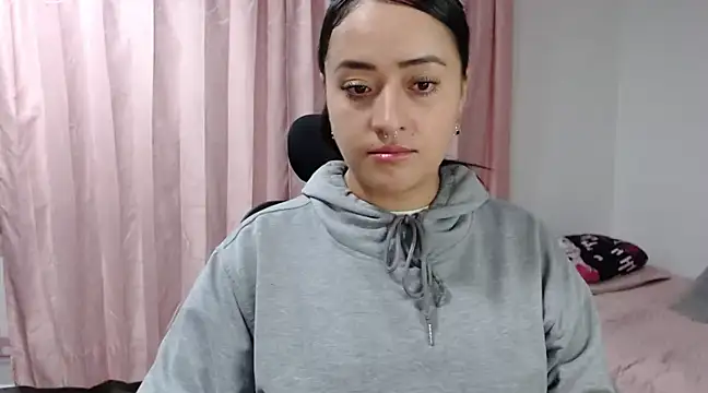 Snapshot of jjulietha95 chatting on 02-17-25, 03:47 jjulietha95 online show from 02-17-25, 03:47