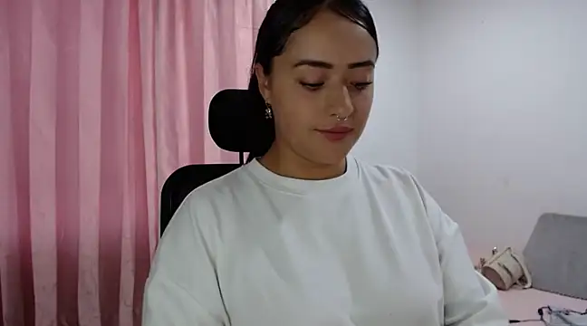 Snapshot of jjulietha95 chatting on 02-16-25, 10:55 jjulietha95 online show from 02-16-25, 10:55