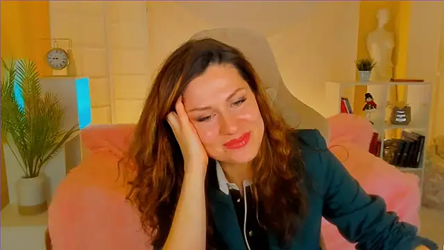 Snapshot of April_o_Nill chatting on 01-27-25, 04:11 April o Nill online show from 01-27-25, 04:11