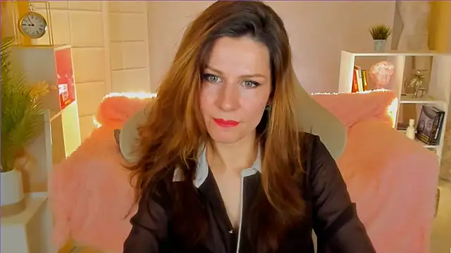 Snapshot of April_o_Nill chatting on 02-06-25, 04:36 April o Nill online show from 02-06-25, 04:36