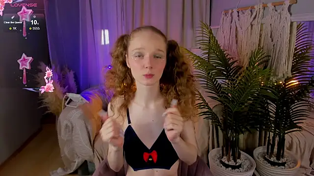 Snapshot of _Rose_Charming_ chatting on 01-29-25, 12:54  Rose Charming  online show from 01-29-25, 12:54