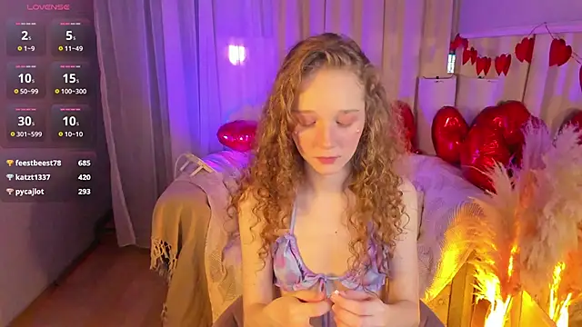 Snapshot of _Rose_Charming_ chatting on 02-12-25, 12:58  Rose Charming  online show from 02-12-25, 12:58