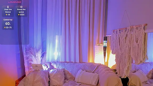 Snapshot of _Rose_Charming_ chatting on 02-27-25, 09:58  Rose Charming  online show from 02-27-25, 09:58