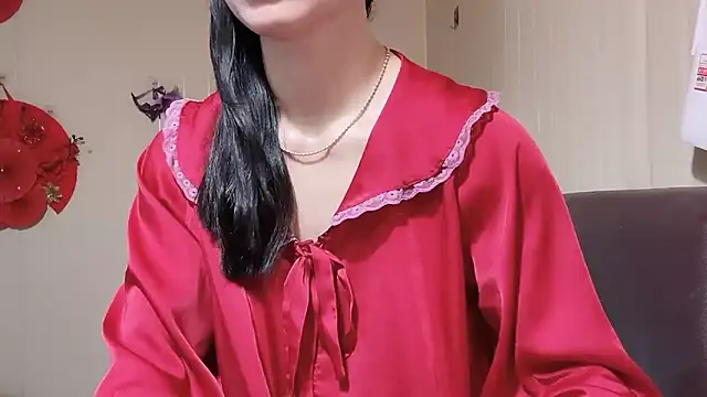 Snapshot of LinhChi_9x chatting on 05-20-26, 12:07 LinhChi 9x online show from 05-20-26, 12:07