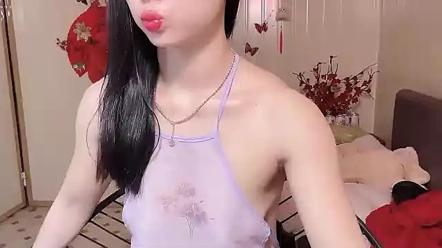 Snapshot of LinhChi_9x chatting on 06-30-26, 12:10 LinhChi 9x online show from 06-30-26, 12:10