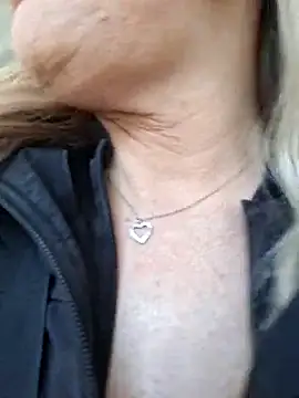 Fantasie-Hot-Sarah online show from 03-08-25, 01:47