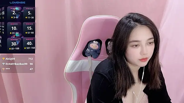 Snapshot of Cat1314 chatting on 03-05-25, 03:29 Cat1314 online show from 03-05-25, 03:29