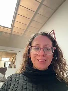 miss hanna07 online show from 10-22-25, 04:17