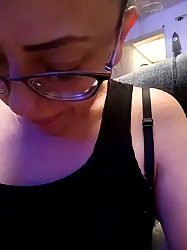 miss hanna07 online show from 11-17-25, 09:41