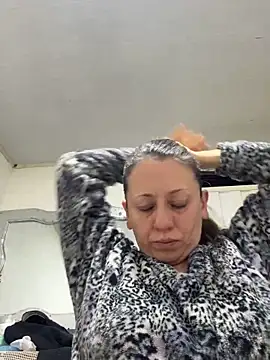 miss hanna07 online show from 12-14-25, 12:50