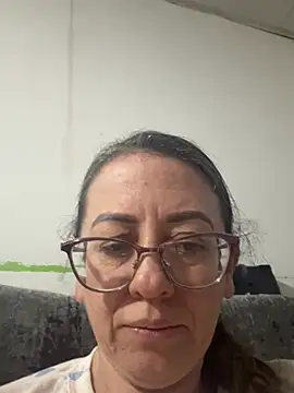 miss hanna07 online show from 06-27-26, 01:33