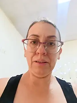 miss hanna07 online show from 06-27-26, 04:57