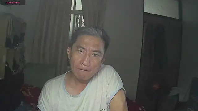 YuHsuant online show from 03-12-25, 09:55