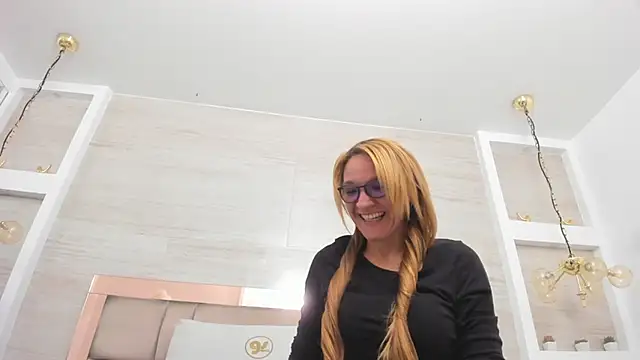 Snapshot of maddy_cartter chatting on 03-05-25, 03:08 maddy cartter online show from 03-05-25, 03:08