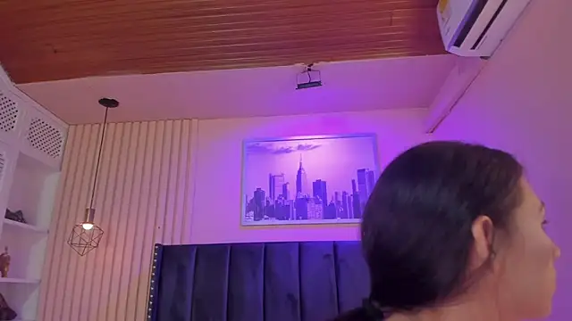 Snapshot of diosa_cristal chatting on 07-15-26, 02:29 diosa cristal online show from 07-15-26, 02:29