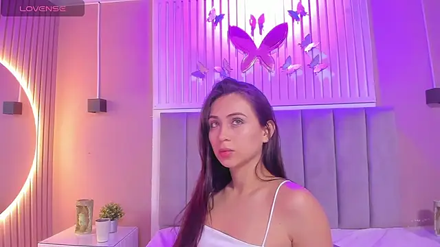 Snapshot of diosa_cristal chatting on 10-10-25, 03:51 diosa cristal online show from 10-10-25, 03:51