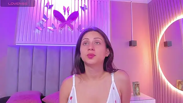 Snapshot of diosa_cristal chatting on 10-09-25, 03:18 diosa cristal online show from 10-09-25, 03:18