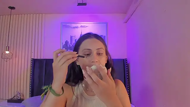 Snapshot of diosa_cristal chatting on 06-10-26, 03:30 diosa cristal online show from 06-10-26, 03:30