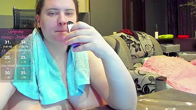 1lindsey1 online show from 09-10-25, 12:53