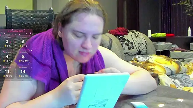 1lindsey1 online show from 09-12-25, 08:25