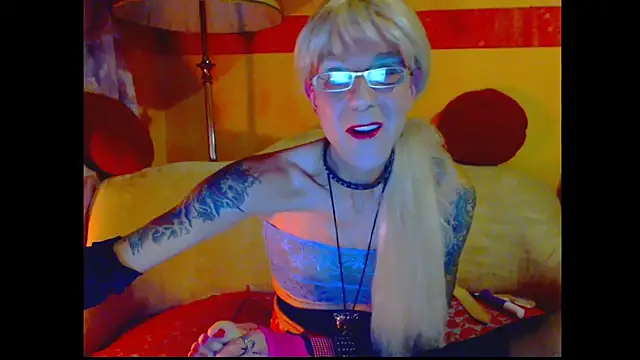 cuxladyboy online show from 12-09-24, 07:50