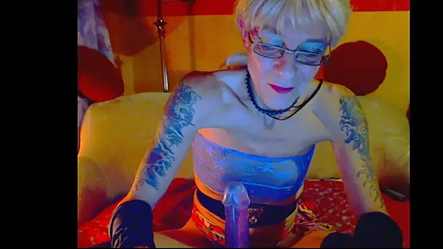 cuxladyboy online show from 11-30-25, 12:11