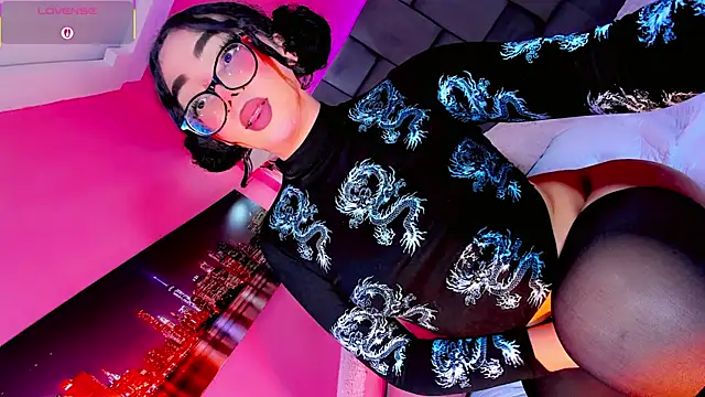 Saamanthaa11 online show from 04-12-26, 05:00