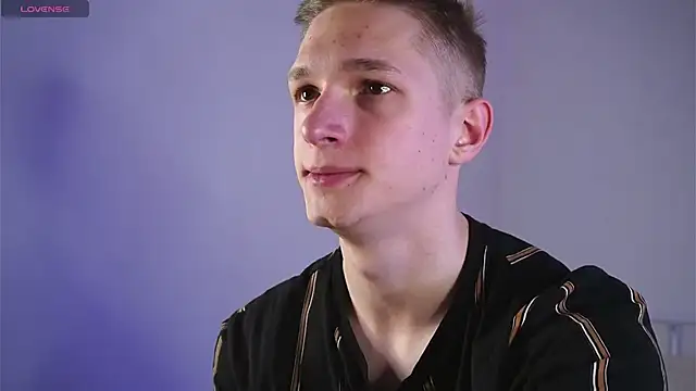 dustyn fox online show from 03-21-25, 06:29