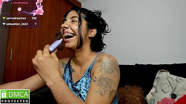 Snapshot of jasmine_bunny_ chatting on 02-23-25, 10:31 jasmine bunny online show from 02-23-25, 10:31