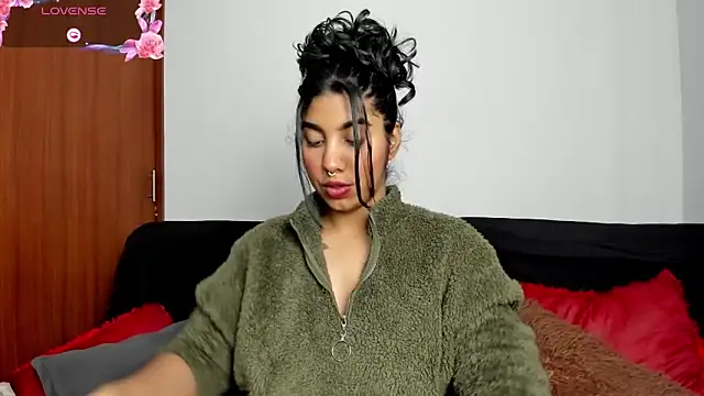 Snapshot of jasmine_bunny_ chatting on 01-23-25, 06:14 jasmine bunny online show from 01-23-25, 06:14