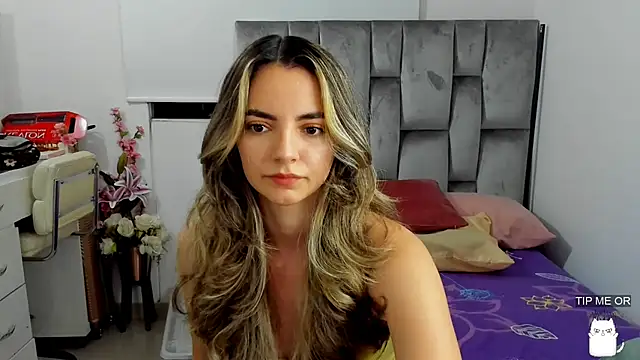 baby-miah online show from 05-26-26, 12:09