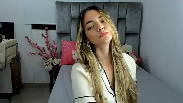 baby-miah online show from 01-05-25, 04:36