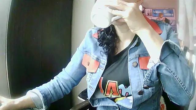 Snapshot of Jennys_room_77 chatting on 06-28-26, 09:54 Jennys room 77 online show from 06-28-26, 09:54