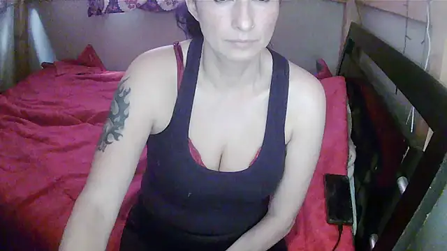 Snapshot of Jennys_room_77 chatting on 07-13-26, 08:41 Jennys room 77 online show from 07-13-26, 08:41