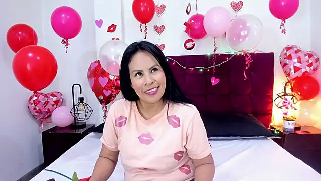 Anthonelaa   online show from 02-15-26, 12:48