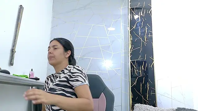 ciara connor online show from 06-04-26, 03:44
